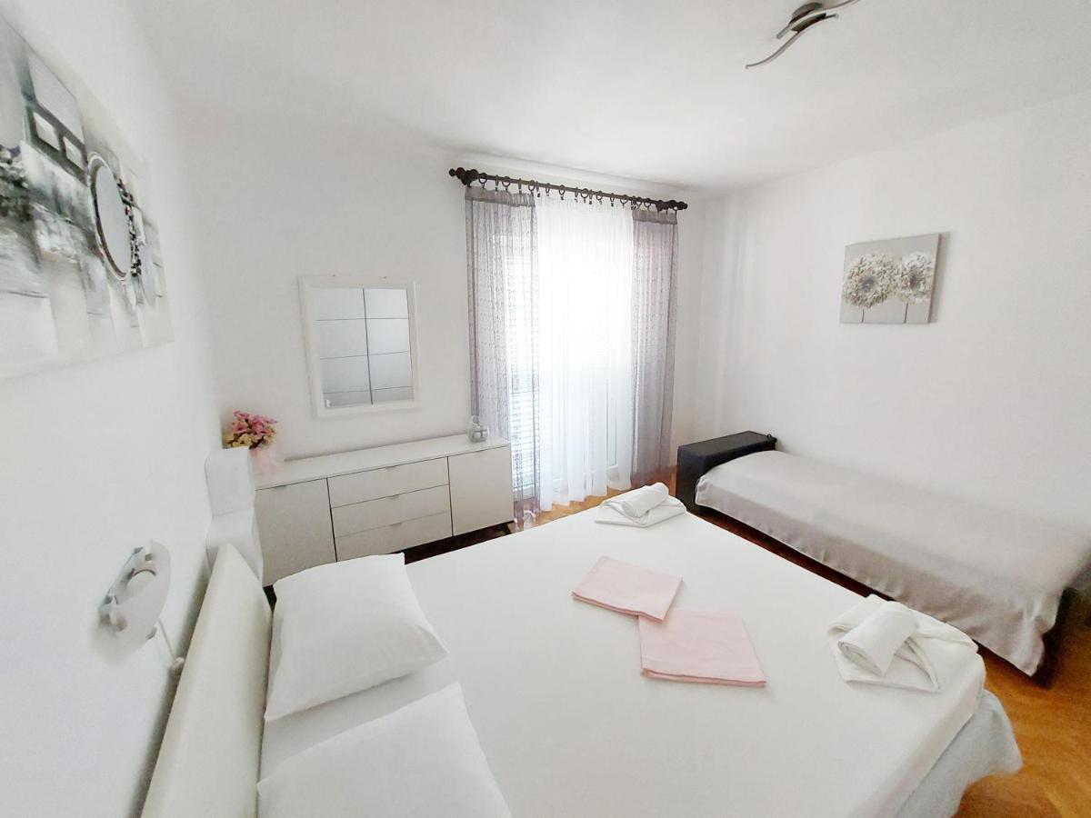 Apartment Eli Паг Экстерьер фото