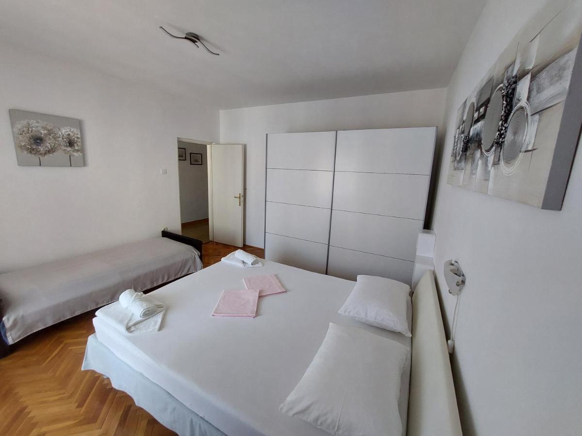 Apartment Eli Паг Экстерьер фото
