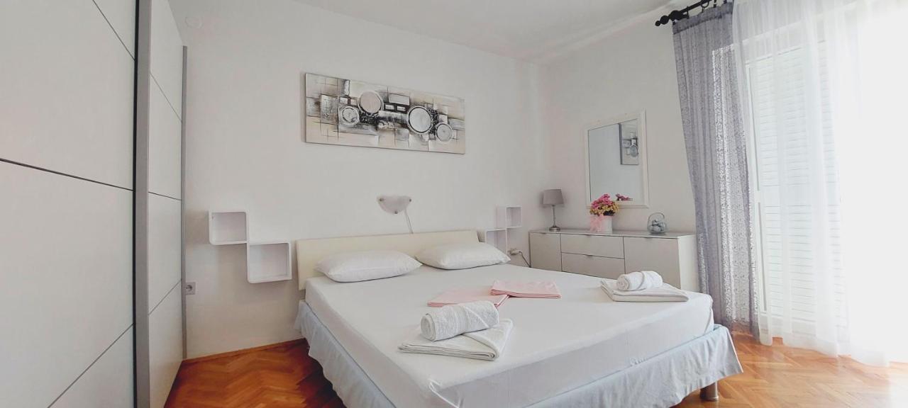 Apartment Eli Паг Экстерьер фото
